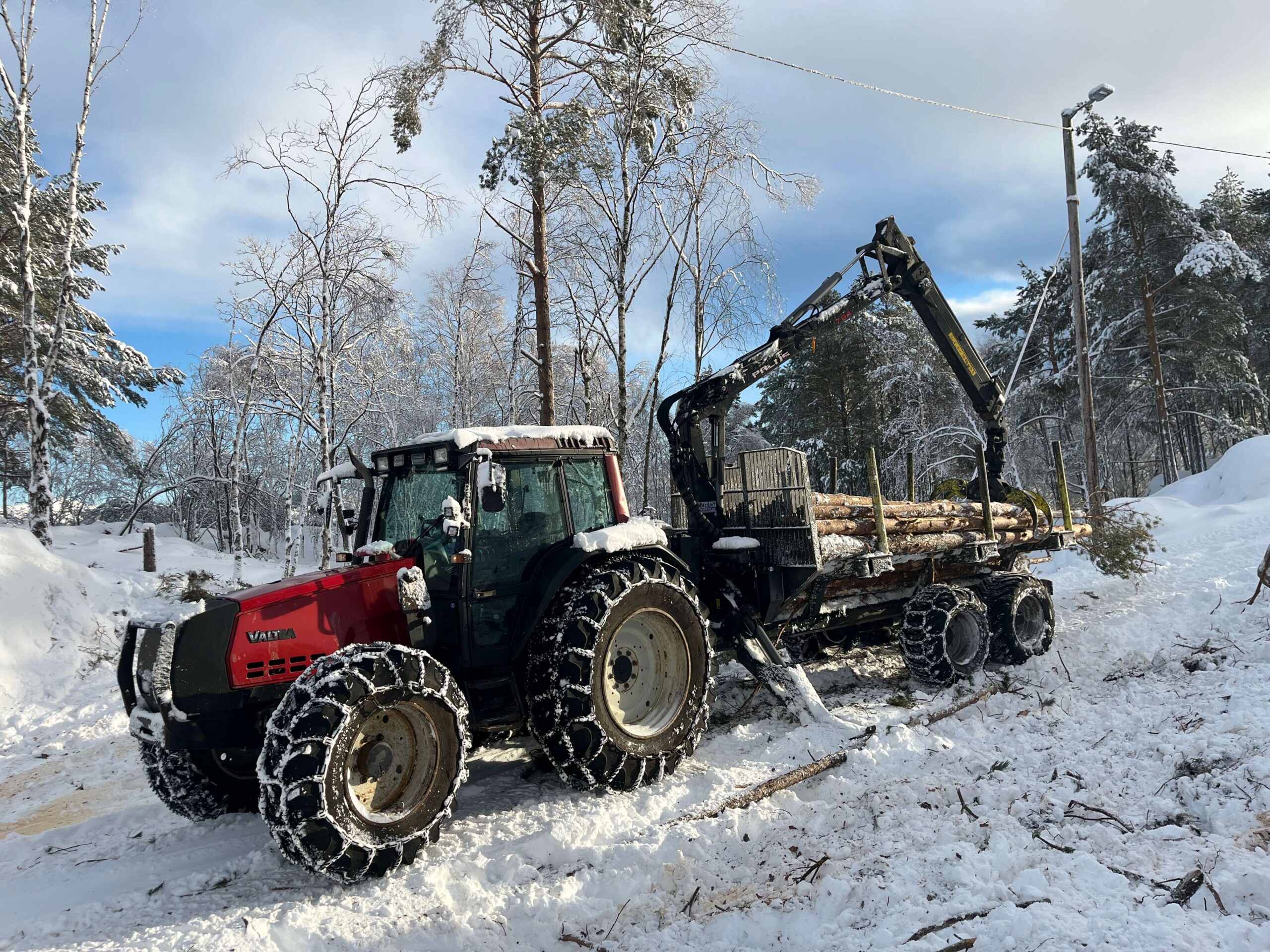 Valtra 6850 palms 13U 7.94